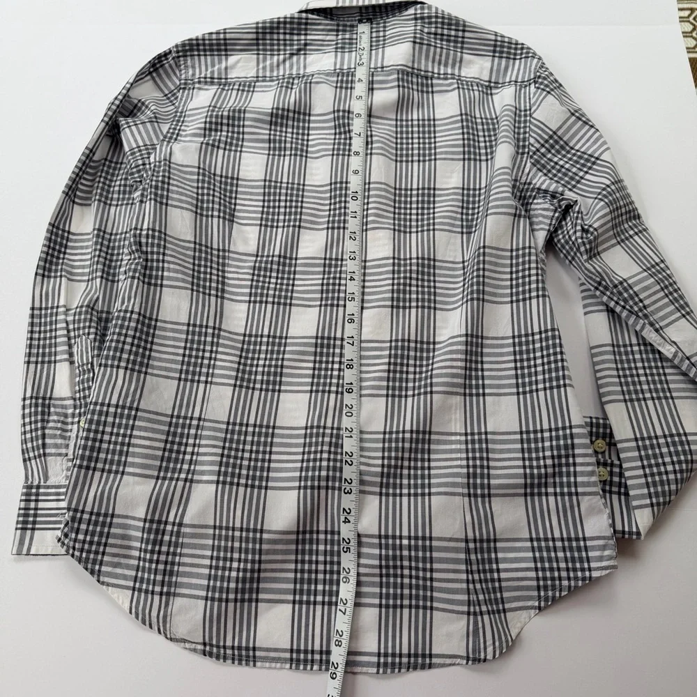 Men’s Banana Republic Long Sleeve Shirt Size Medium​​
